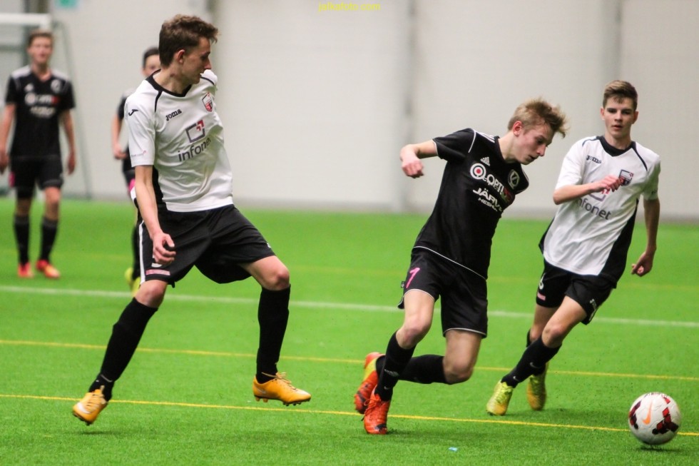 2015_u17_infonet_nommekalju_001