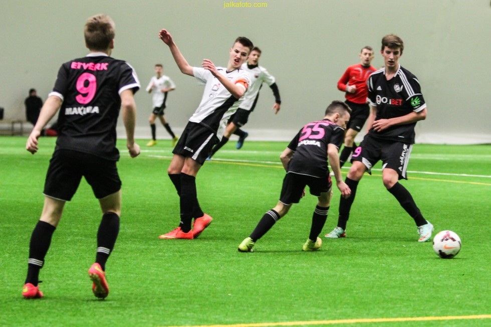 2015_u17_infonet_nommekalju_010
