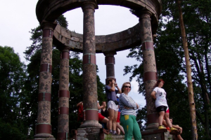 2004
